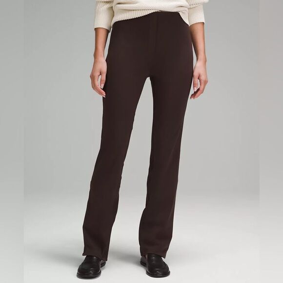 Nwt Lululemon Smooth Fit Pull-On High-Rise Pant Regular....
